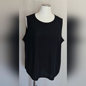 Maggie Barnes Women's Tank Size 4X